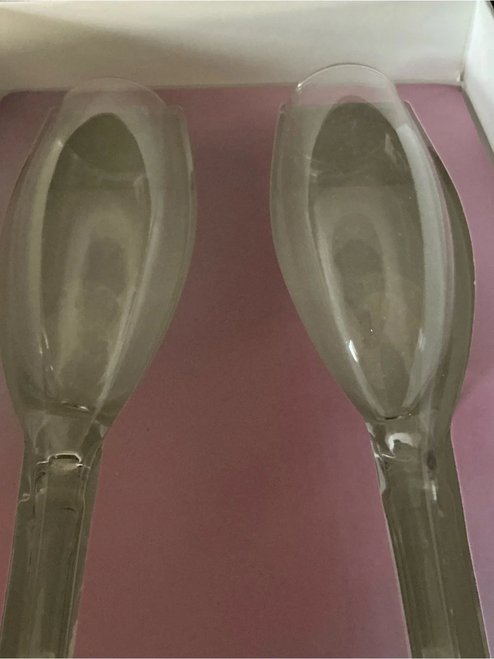 Calvin Klein set of 2 champagne flutes clear glass 10”
